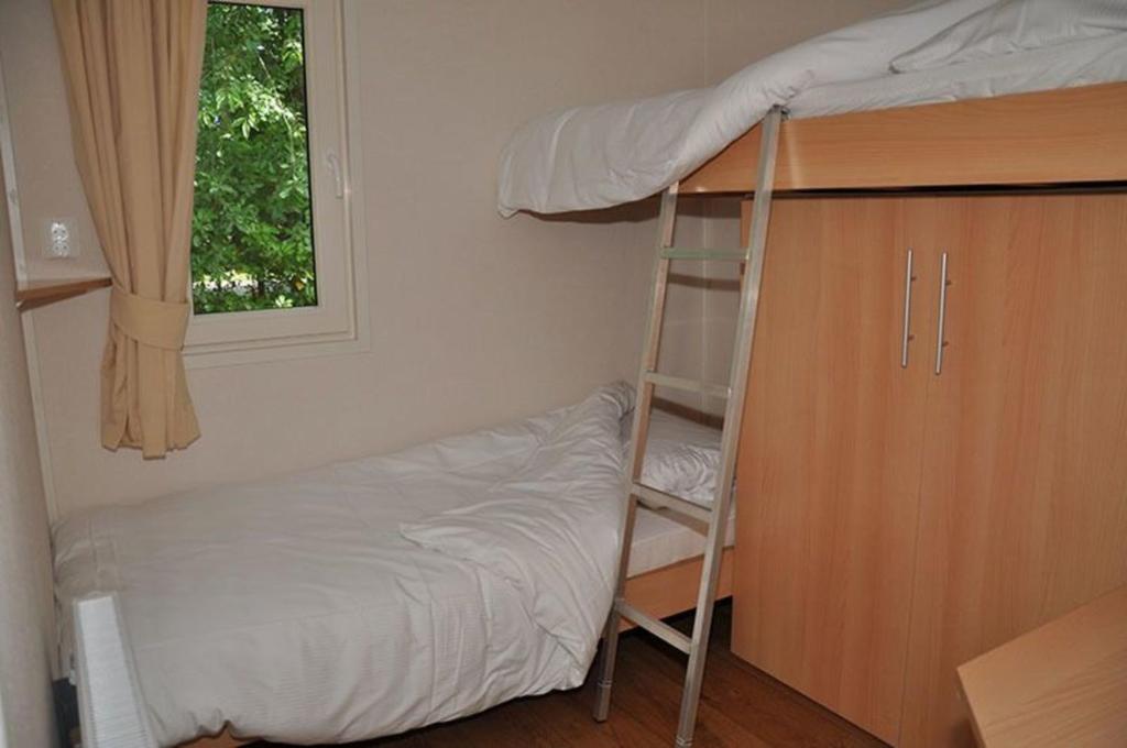 Zwaluwlaan 607 room 3